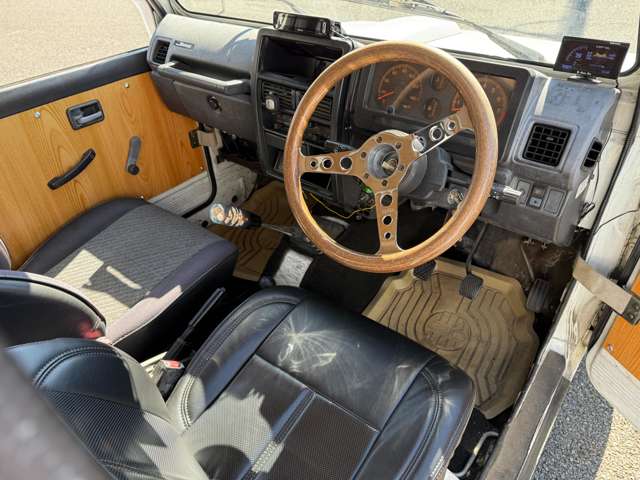 Suzuki Jimny 3