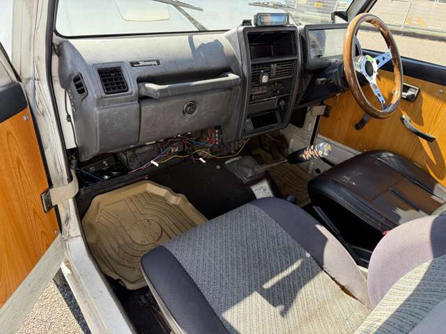 Suzuki Jimny 4