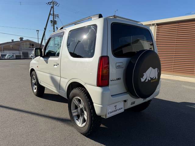 Suzuki Jimny 11