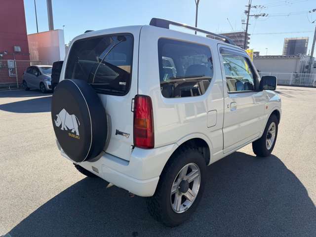 Suzuki Jimny 9