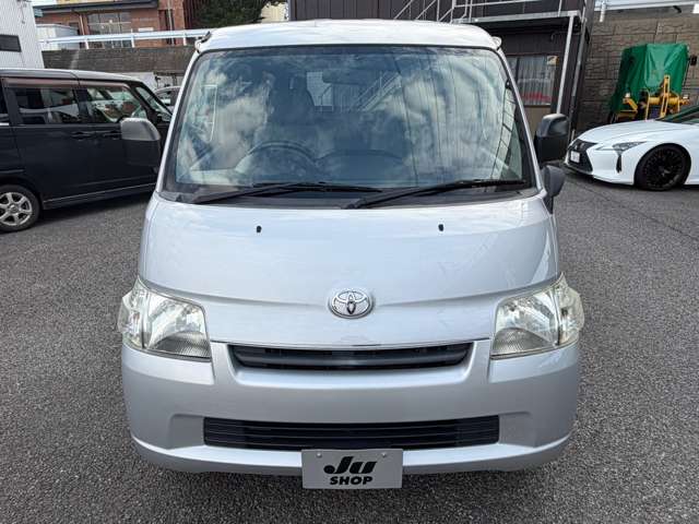 Toyota Light Ace Van 6