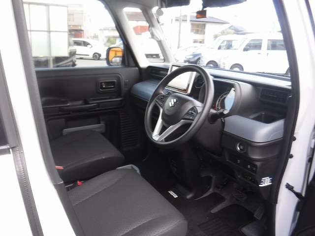 Suzuki Spacia Base 11