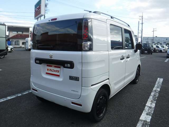 Suzuki Spacia Base 7