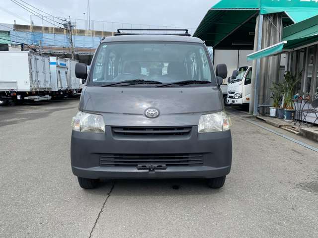 Toyota Light Ace Van 2