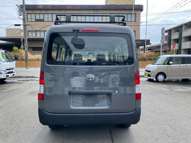 Toyota Light Ace Van 7