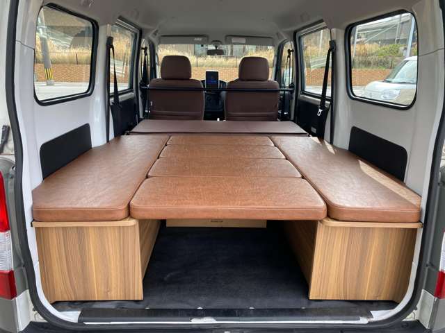 Toyota Light Ace Van 8