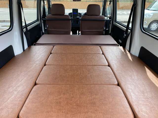 Toyota Light Ace Van 10