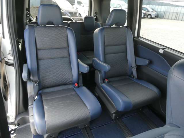 Nissan Serena 12