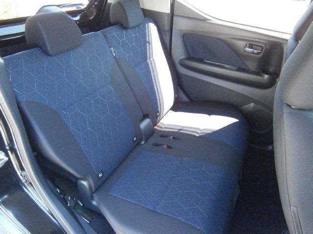 Mitsubishi eK X 8