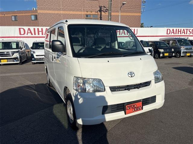 Toyota Town Ace Van 4