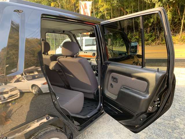 Daihatsu ネイキッド 12