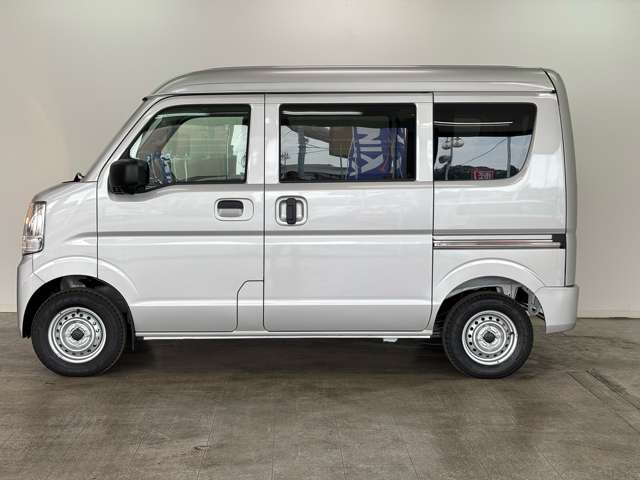 Suzuki Every 12