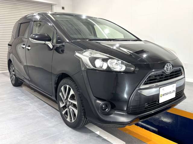 Toyota Sienta 2