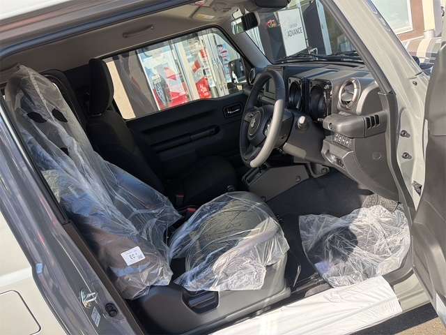 Suzuki Jimny 11
