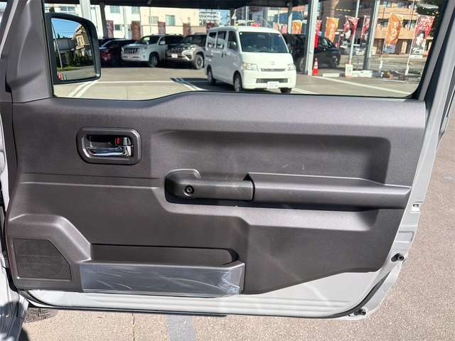 Suzuki Jimny 10