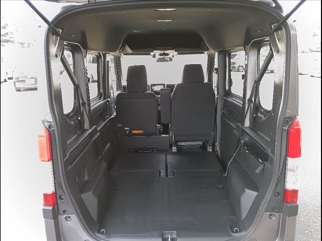 Honda N-VAN 12