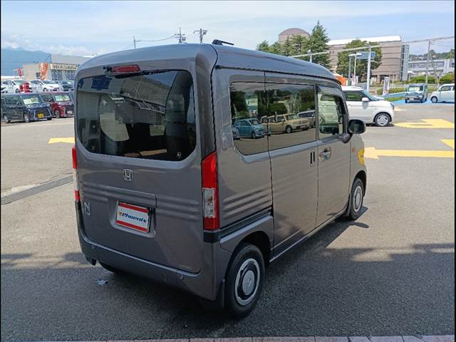 Honda N-VAN 7