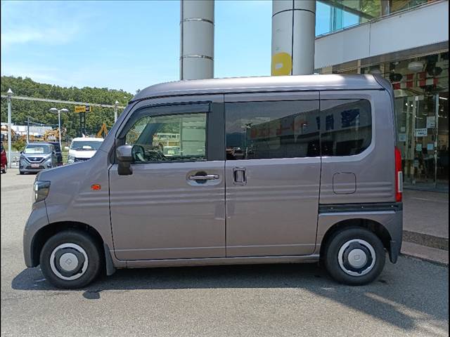 Honda N-VAN 10