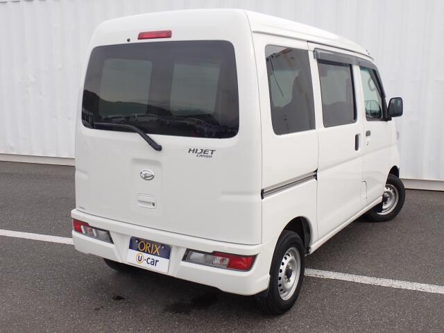 Daihatsu Hijet Cargo 6