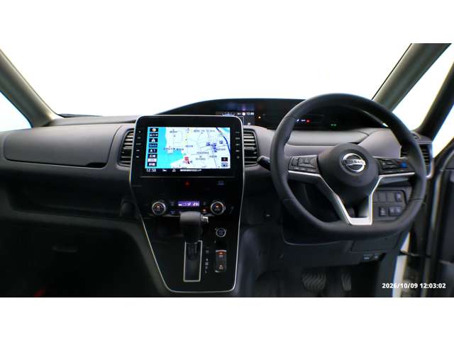 Nissan Serena 4