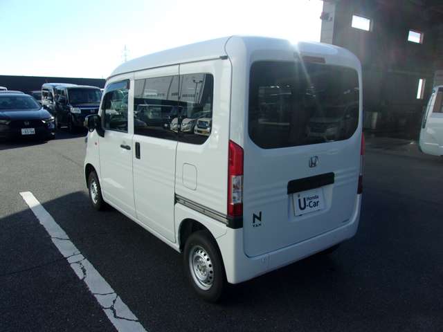 Honda N-VAN 9