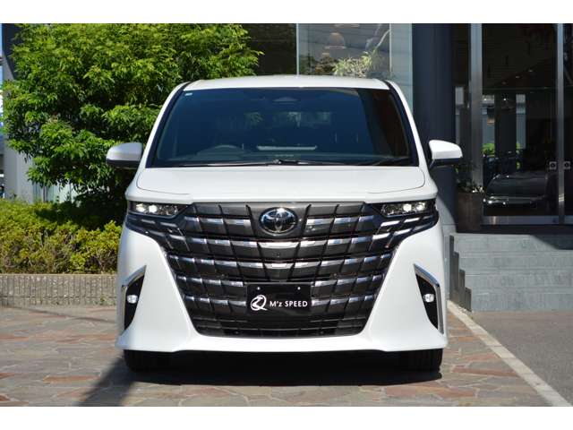 Toyota Alphard 9