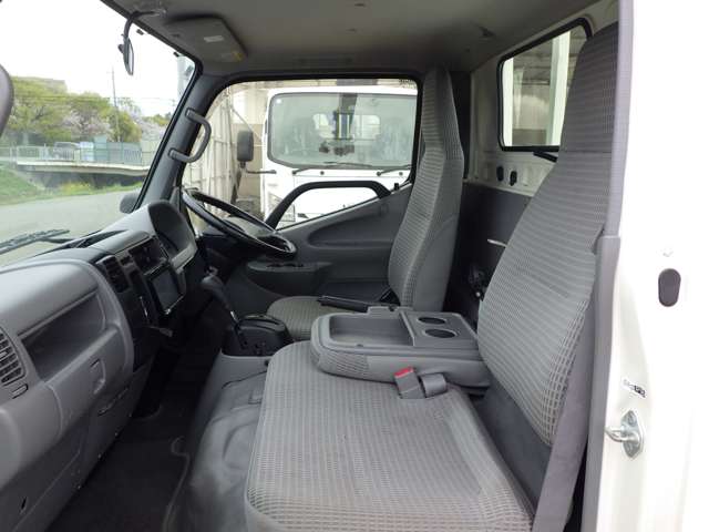 Toyota Toyoace 11