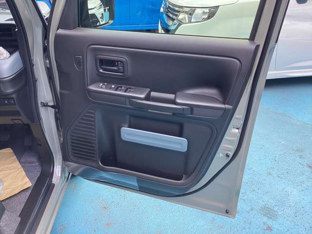 Suzuki Spacia Base 9