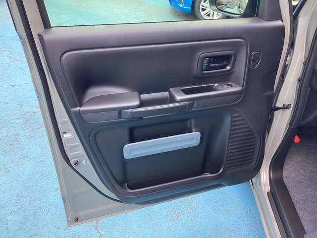 Suzuki Spacia Base 10