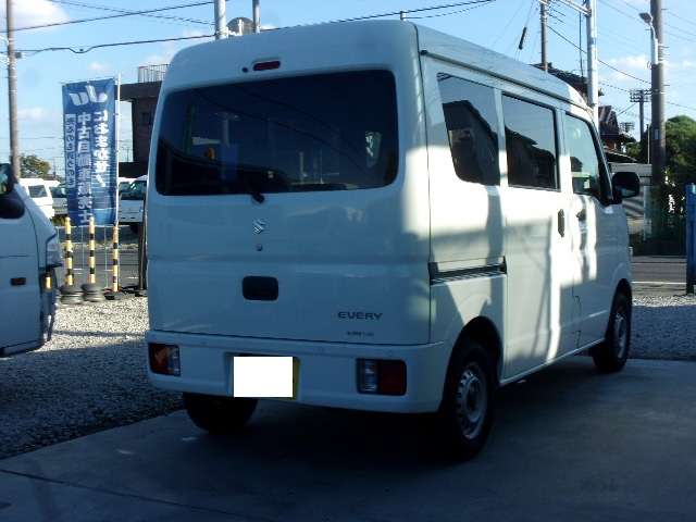 Suzuki Every 7
