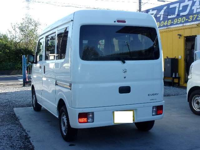 Suzuki Every 9
