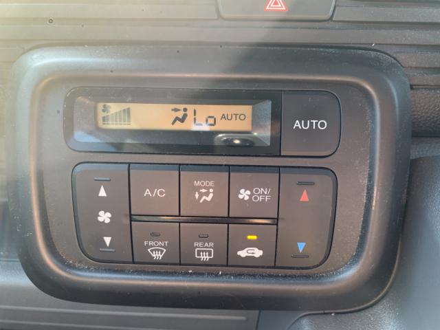 Honda N-VAN 12