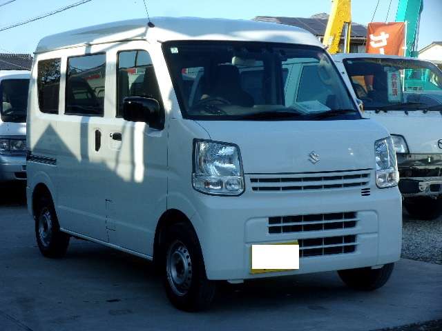 Suzuki Every 8