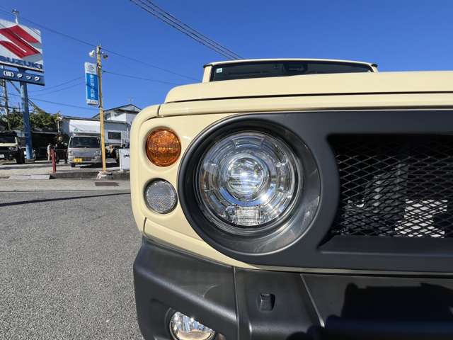Suzuki Jimny 11