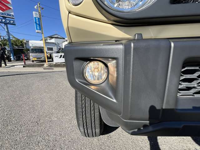 Suzuki Jimny 12