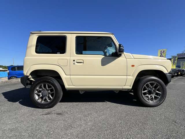 Suzuki Jimny 6
