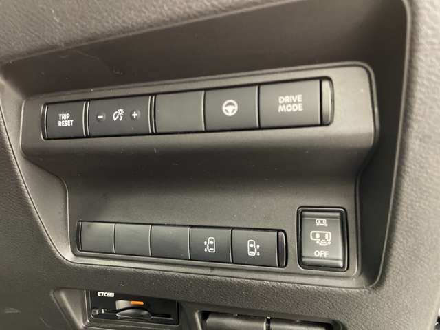 Nissan Serena 12
