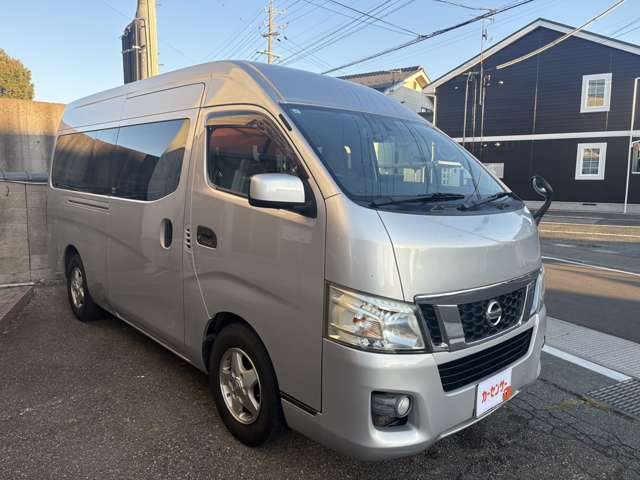 Nissan NV350 Caravan 4