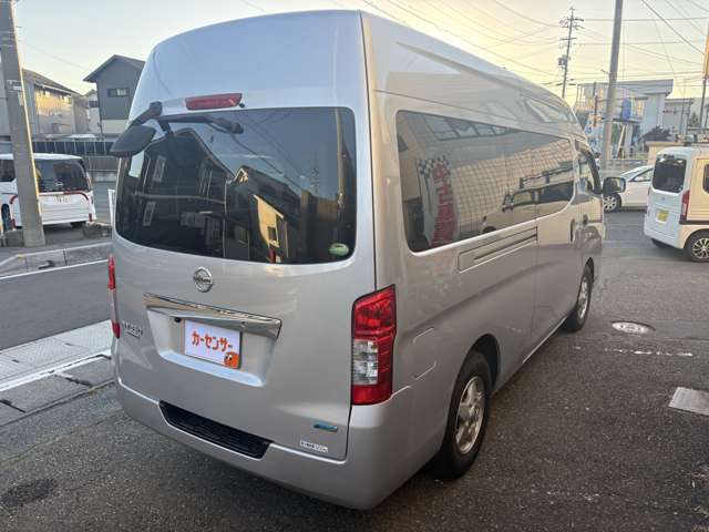 Nissan NV350 Caravan 6