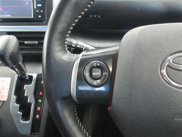Toyota Sienta 9