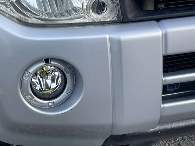 Mitsubishi Pajero Mini 12