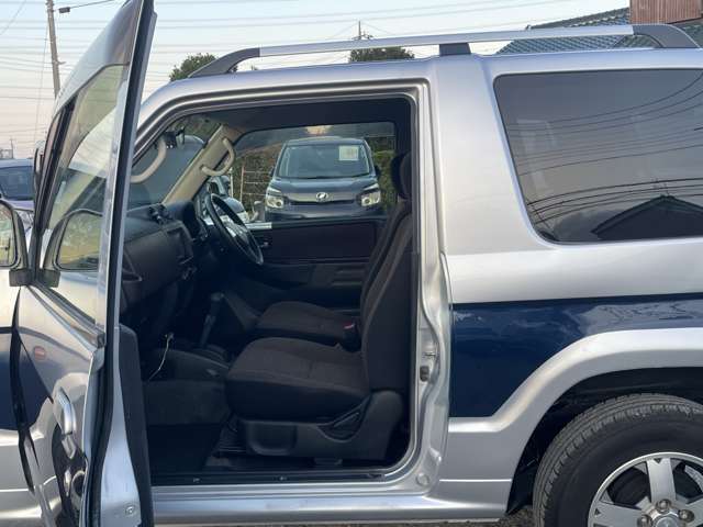 Mitsubishi Pajero Mini 4