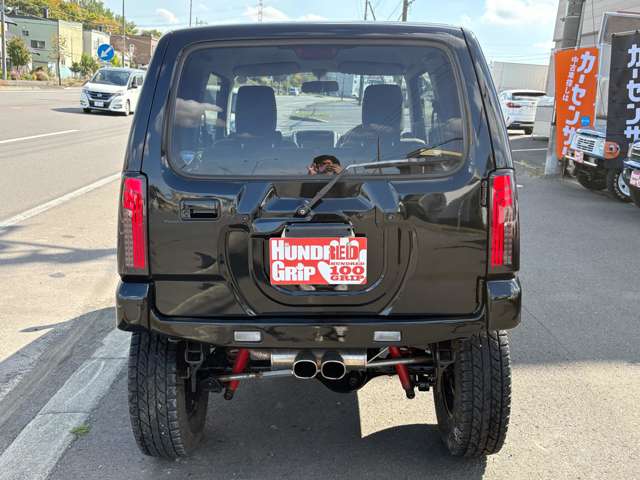 Suzuki Jimny 13
