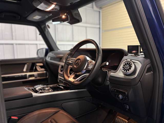 Mercedes-Benz G-Class 7