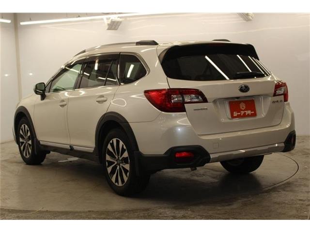 Subaru Legacy Outback 8