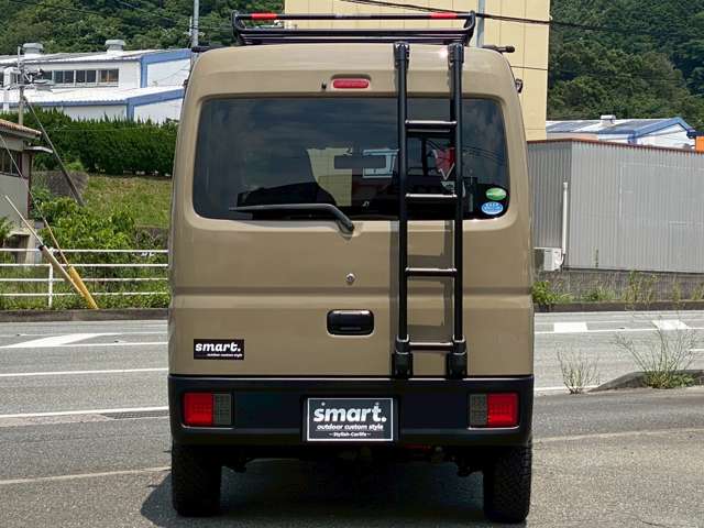 Suzuki Every 8