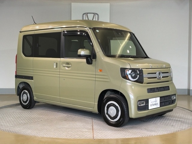 Honda N-VAN 9