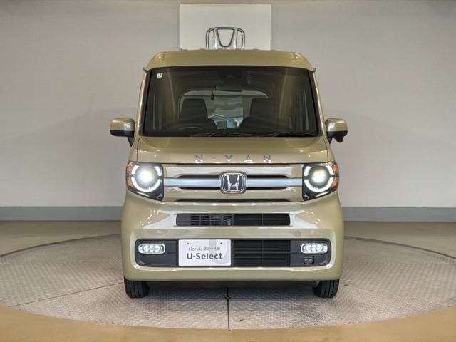 Honda N-VAN 10
