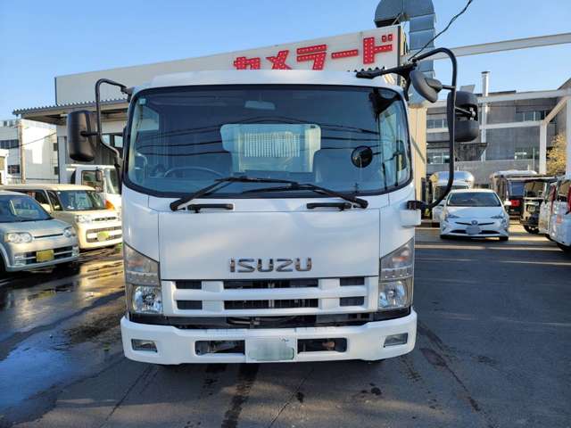 Isuzu Forward 4