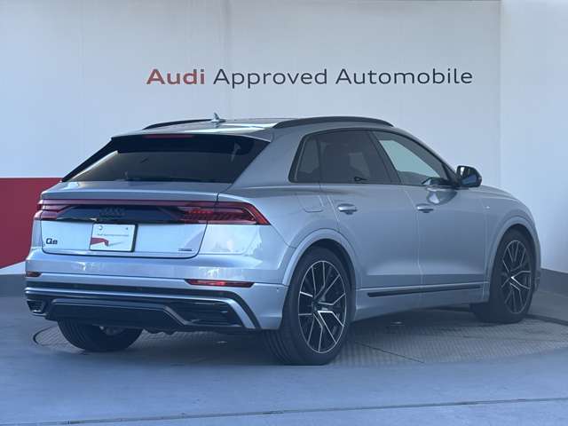Audi Q8 8